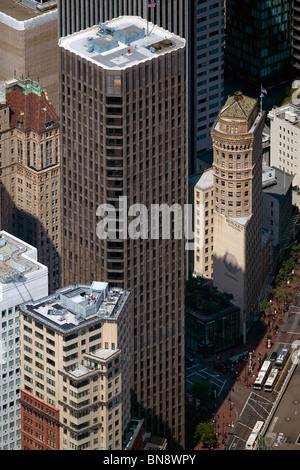 Vue aérienne au-dessus de McKesson Plaza Hobart Building Market Street San Francisco, Californie Banque D'Images
