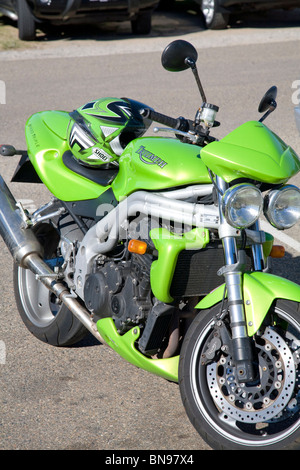 Triumph Speed Triple dans la roulette moto,vert,modèle 2004 Sydney, Australie Banque D'Images