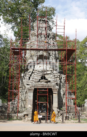 L'ouest au gopura Ta Prohm au parc archéologique d'Angkor, Siem Reap, Cambodge Banque D'Images