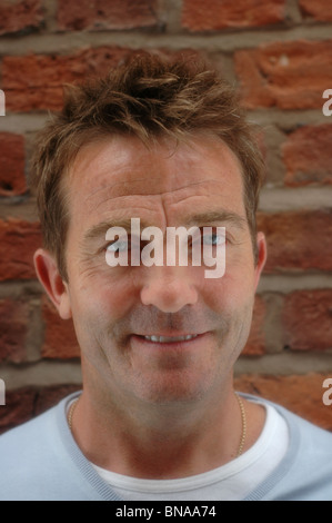 Bradley Walsh acteur, animateur de jeu, du savon Star, Danny Baldwin,Coronation Street , Ex joueur de football, T.V.Presenter Banque D'Images