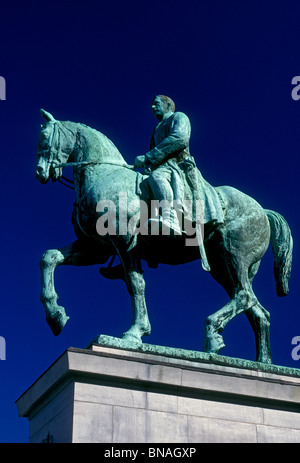 Statue équestre, le Roi Albert I, Mont des Arts, Albertine Square, ville de Bruxelles, Bruxelles, Bruxelles-Capitale, Belgique, Europe Banque D'Images