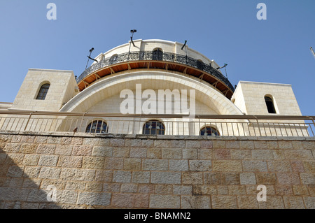 Israël, Jérusalem, Vieille Ville, quartiers juifs, la Synagogue RAMBAN récemment reconstruit (AKA La synagogue Hurva). Banque D'Images