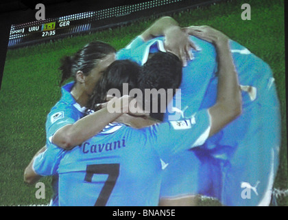 Captures d'écran de l'URUGUAY contre l'Allemagne MATCH POUR LA 3e et 4e PLACE EN AFRIQUE DU SUD 2010 COUPE DU MONDE DE FOOTBALL Banque D'Images