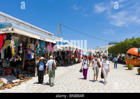 Boutiques dans le centre de Houmt Souk (la capitale de l'île), Djerba (Tunisie) Banque D'Images