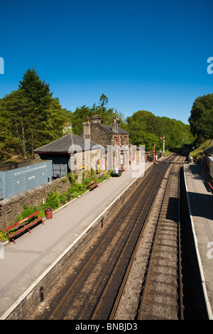 Goathland station qui en vedette dans le film de Harry Potter en été sur le North York Moors. Banque D'Images