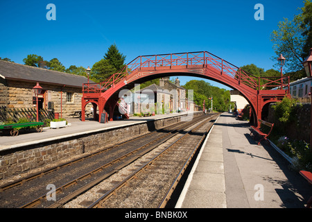 Goathland station qui en vedette dans le film de Harry Potter en été sur le North York Moors. Banque D'Images