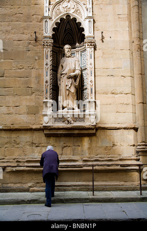 Florence - st. Marc l'évangéliste de Donatello sur la façade d'Orsanmichele Banque D'Images