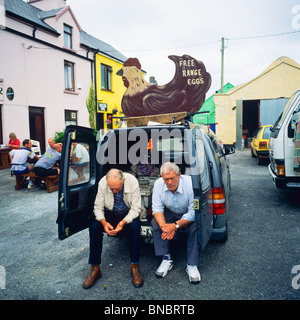 2 d''ŒUFS FERMIERS APRÈS LE MARCHÉ DU COMTÉ DE KERRY IRLANDE SNEEM Banque D'Images