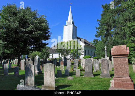 Caroline historique Episcopal Church et cimetière Setauket Long Island NY Banque D'Images