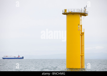 Dong Energy's construction du nouveau Walney off shore wind farm. Banque D'Images