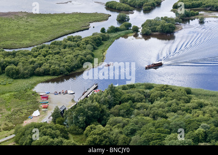 Derwent Water - lancement / Passenger Ferry Boat Landing stage approche / jetée. Lake District, UK. Banque D'Images