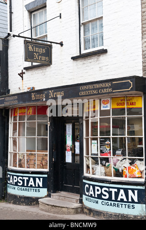 La boutique d'anciens agents de presse (Kings' News) à Kington, Herefordshire, Royaume-Uni Banque D'Images