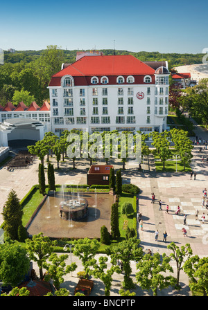 Hôtel Sheraton Sopot - près de la molo, vue du phare, Pologne Banque D'Images