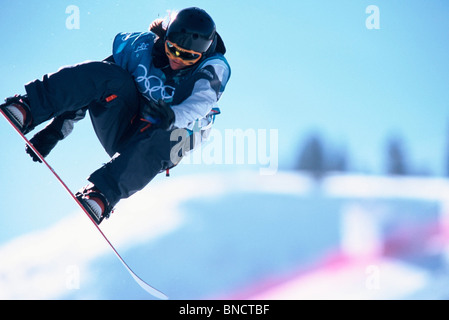 Kelly Clark (USA) médaille d'or dans la demi-lune aux Jeux Olympiques d'hiver de 2002, Salt Lake City, Utah, USA Banque D'Images