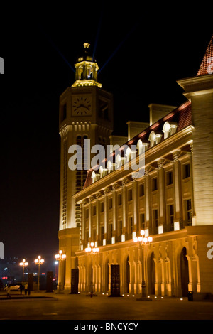 Centre d'affaires dans les scènes de nuit Tianjing Chine Banque D'Images