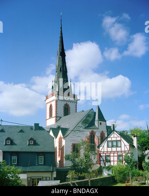 L'église paroissiale de St Martin Ediger Mosel Allemagne Banque D'Images