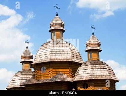 Ancienne église en bois en Ukraine Banque D'Images
