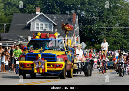 Camion bulle en plus ancienne Indépendance Day Parade en Amérique à New Pekin, Indiana Banque D'Images