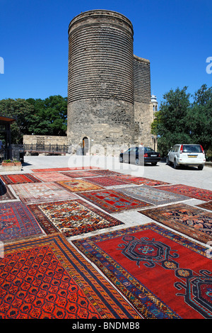 Tour de la jeune fille dans la vieille ville de Bakou, Bakou, Azerbaïdjan Banque D'Images