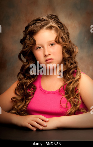 Portrait of young preteen girl Banque D'Images