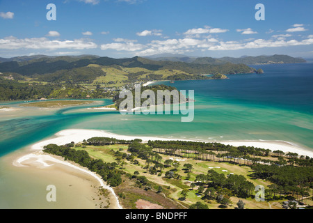 Les Dunes Golf Resort, plage de Coopers Beach, entrée à Whangapoua Harbour, Misaki, péninsule de Coromandel, Nord Est, Nouvelle-Zélande Banque D'Images