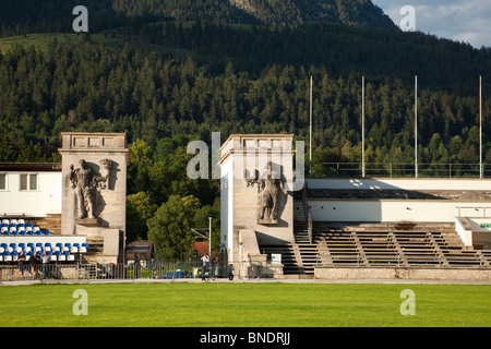 Entrée de 1936 Stade olympique à Garmisch Partenkirchen Bavière en été 2009 Banque D'Images