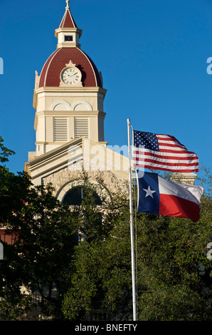 Rénové, le palais de justice du comté de Hill Country, Bandera, Texas, USA Banque D'Images