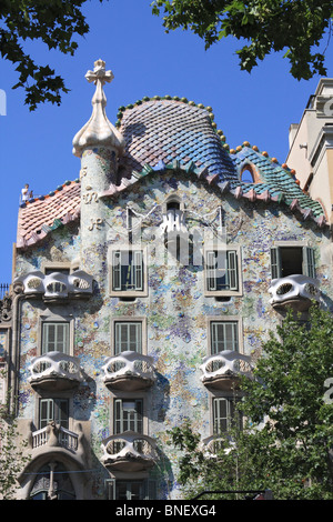 La Casa Batlló restauré et conçu par Antoni Gaudí à Barcelone Catalogne Espagne Banque D'Images