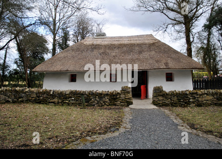 Cottage traditionnel irlandais Banque D'Images