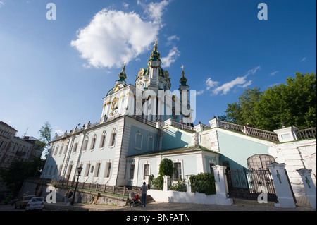 L'église St Andrews 1754 par Bartelomeo Andriyivsky décent sur Andrews Rastrelli Uzviz, Kiev, Ukraine, Europe de l'Est Banque D'Images