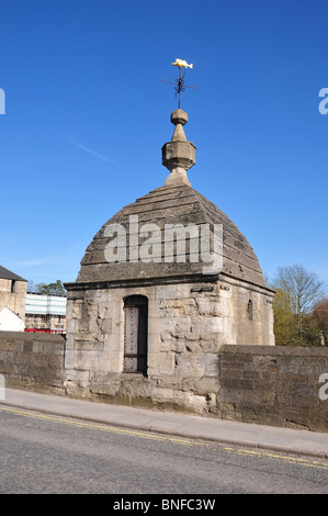 Ancienne prison lock up ou sur Ville Pont sur la rivière Avon, Bradford sur Avon, Wiltshire Banque D'Images