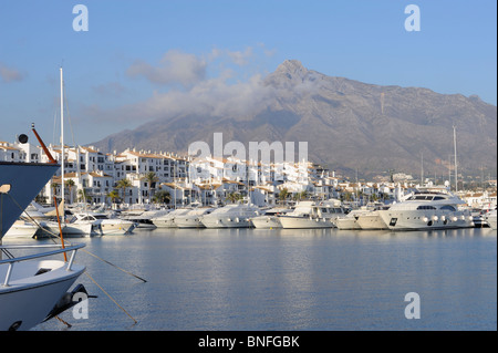 Puerto Banus Costa del Sol Andalousie Espagne Banque D'Images