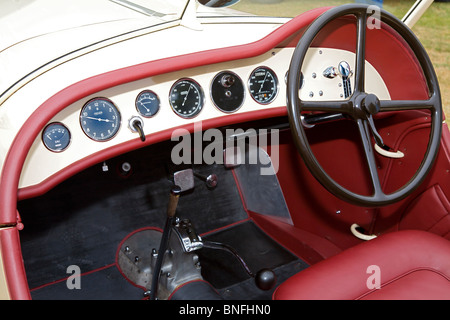 1934 Alfa Romeo 8C 2300 Spider Zagato sur l'affichage dans le style Cartier et Luxe au Goodwood Festival of Speed 2010, Sussex, UK Banque D'Images