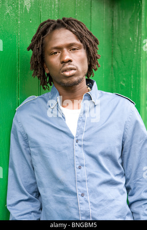 Musicien soudanais Emmanuel Jal et ancien enfant-soldat Banque D'Images