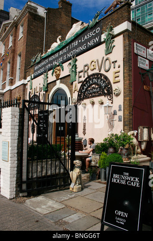 Le Brunswick House excentrique Cafe à Vauxhall, Londres Banque D'Images