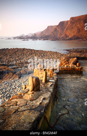 Vue sur la mer à Hartland Quay, Hartland, Devon, Royaume-Uni Banque D'Images