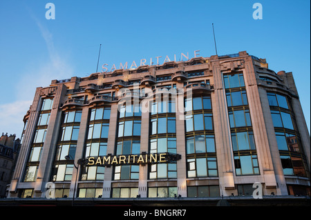 La Samaritaine store sur les rives de la Seine, Paris, France Banque D'Images