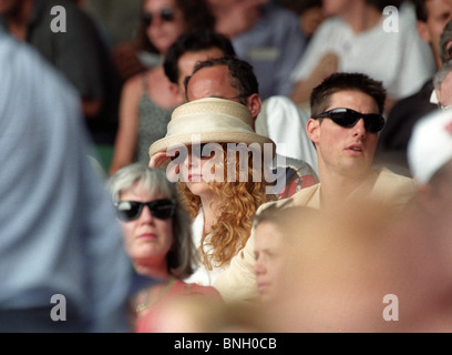 Nicole Kidman et Tom Cruise Wimbledon Tennis mens des célibataires finale entre Pete Sampras et Boris Becker 9/7/1995 Banque D'Images