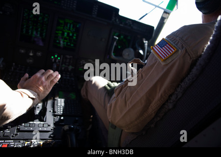 Le poste de pilotage d'un Lockheed Martin-construit C-130J Super Hercules de transport. Banque D'Images