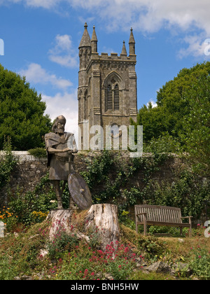 Statue du Roi Alfred dans les ruines de l'abbaye de Shaftesbury Dorset England UK Banque D'Images