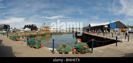 Une vue panoramique de Whitstable Harbor dans le Kent. Banque D'Images