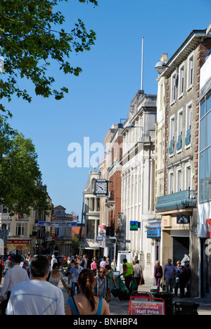 Gentlemans à pied et la Place du marché, Norwich, Norfolk, Angleterre Banque D'Images