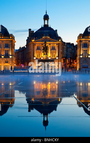 Europe, France, Gironde (33), Bordeaux, Place de la Bourse, inscrite au Patrimoine Mondial de l'UNESCO Banque D'Images