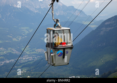 Mountain Gondola entrant dans le sommet de Jenner à Königssee, Allemagne Banque D'Images