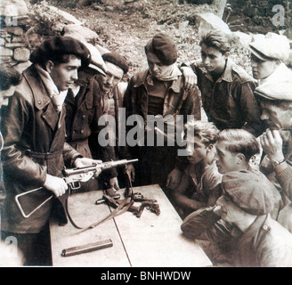 La Deuxième Guerre mondiale, la résistance française Groupe France 1944 Seconde Guerre mondiale WW2 militaire guerre histoire historique historique de l'armée hommes Réunion Banque D'Images