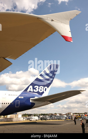 L'Airbus géant A380 est confronté à une retraite anticipée accélérée par le verrouillage mondial du Coronavirus et les interdictions de voyager internationales Banque D'Images