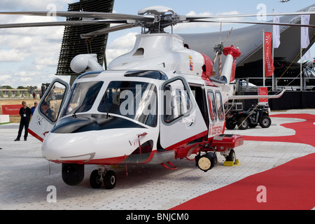 Agusta Westland AW139 Hélicoptère de la Garde côtière à Farnborough International Air Show 2010 Grande-Bretagne Banque D'Images