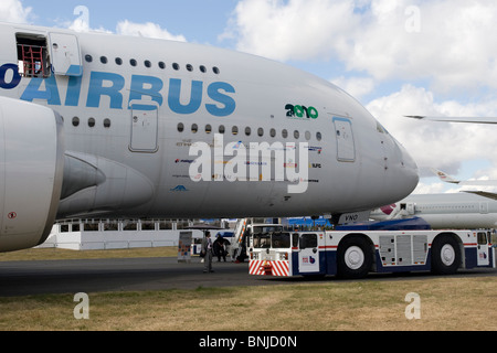 Le nez de l'avion de ligne Airbus A380 au salon Farnborough International Air Show 2010 Grande-Bretagne Banque D'Images