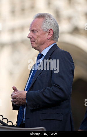 Francis MAUDE, député conservateur d'Horsham Royaume-uni Commissaire général (2010) Banque D'Images