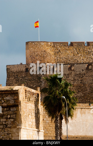 Drapeau espagnol et de fortifications, 'Melilla La Vieja', Melilla, Espagne, Europe. Banque D'Images